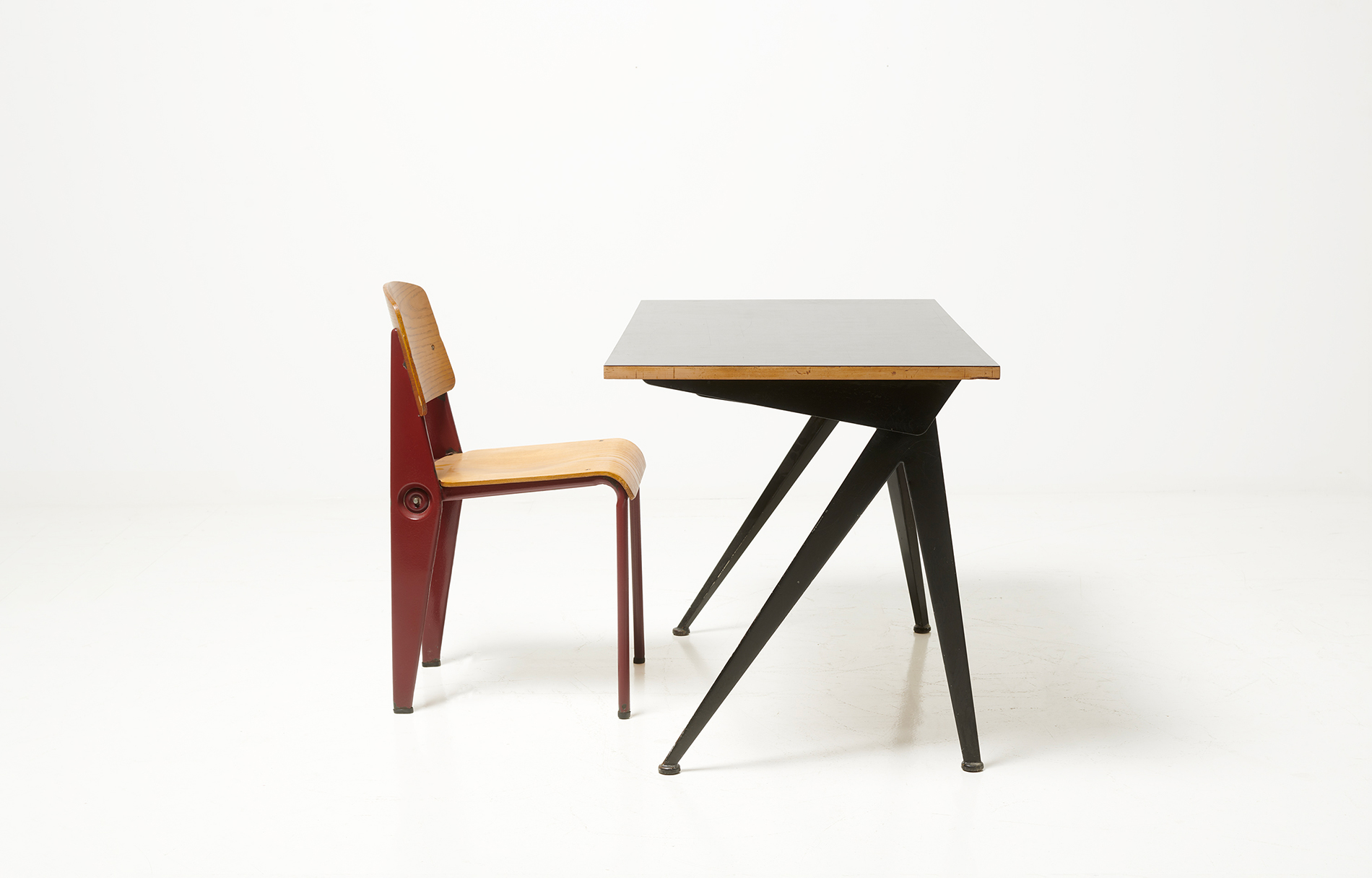 Bureau Compas Jean Prouvé