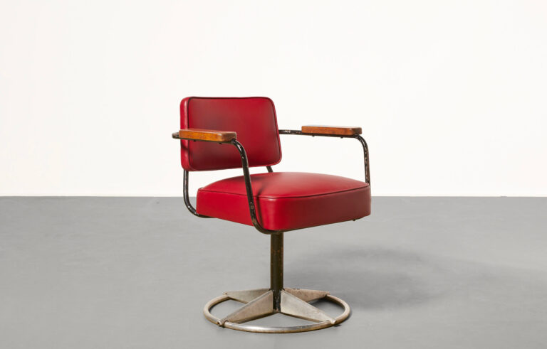 Jean Prouvé - Mobilier (1901 – 1984) Fauteuil ‘Présidence’ Ca. 1950