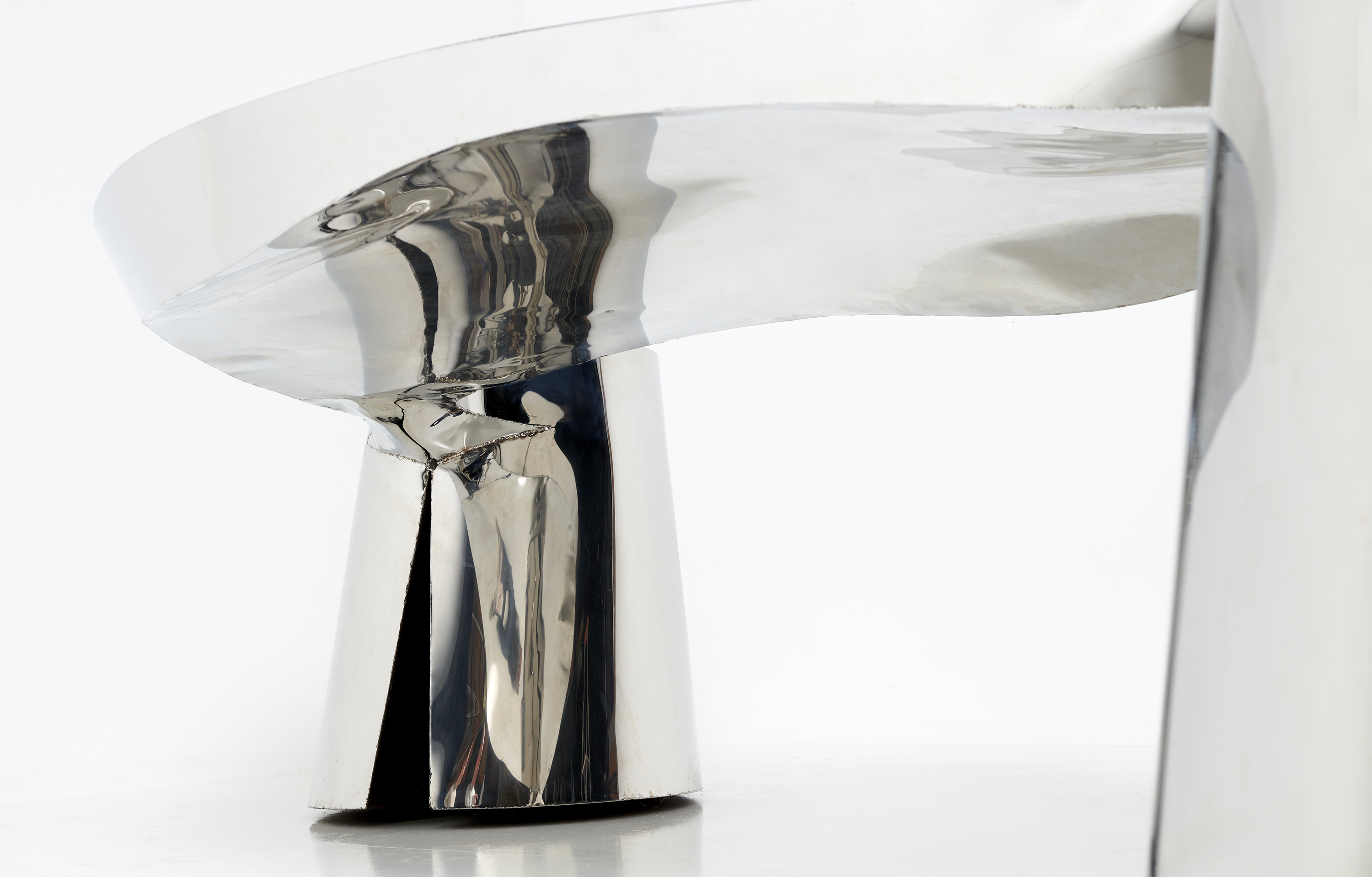 Console Ron Arad