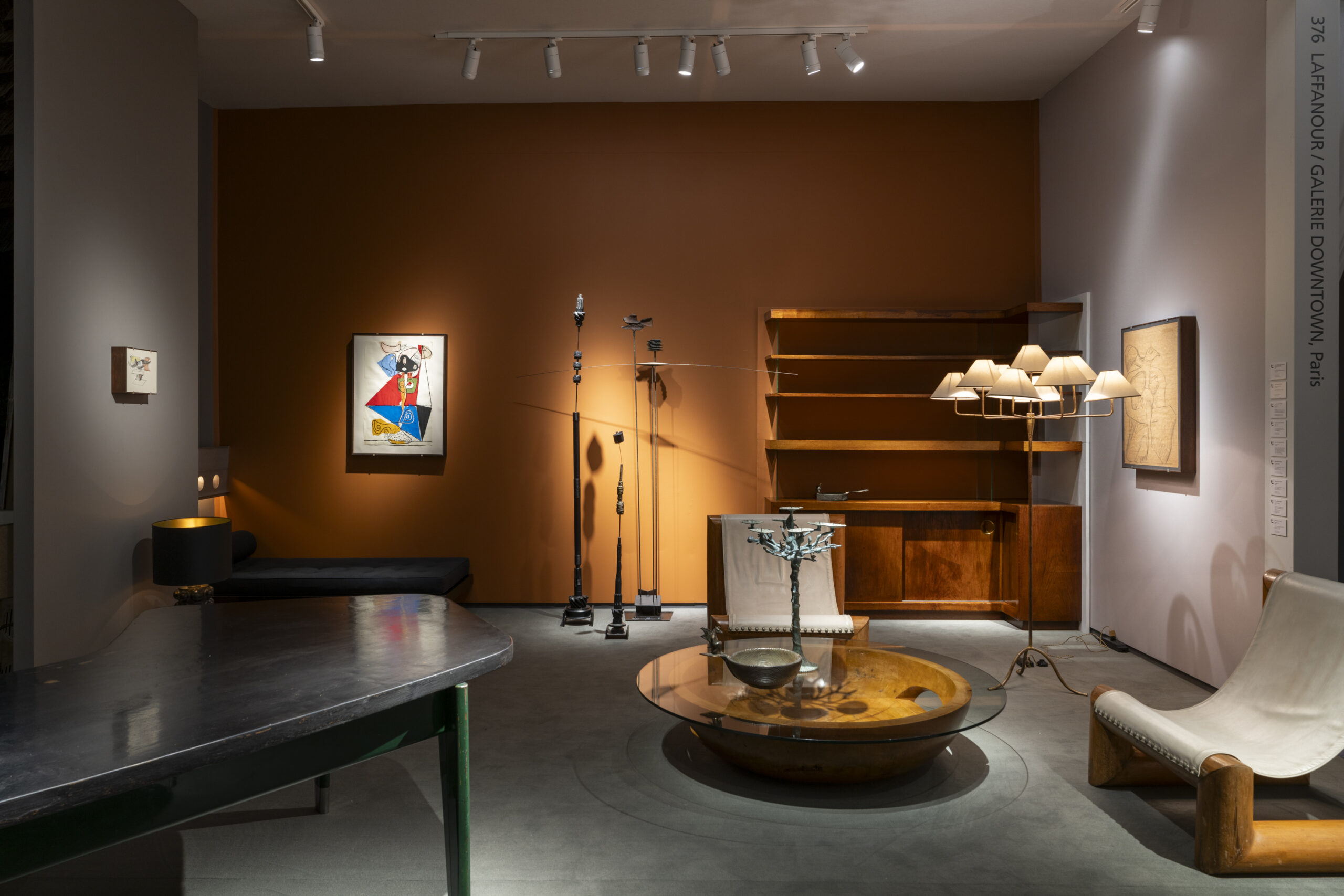 TEFAF New York 2025 Galerie Downtown
