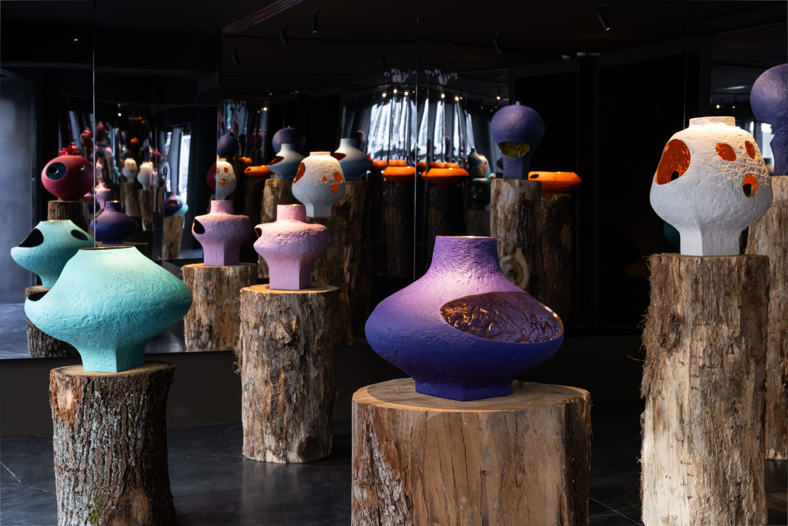 Laffanour Galerie Downtown x Kris Van Assche presents NECTAR VESSELS BRONZES