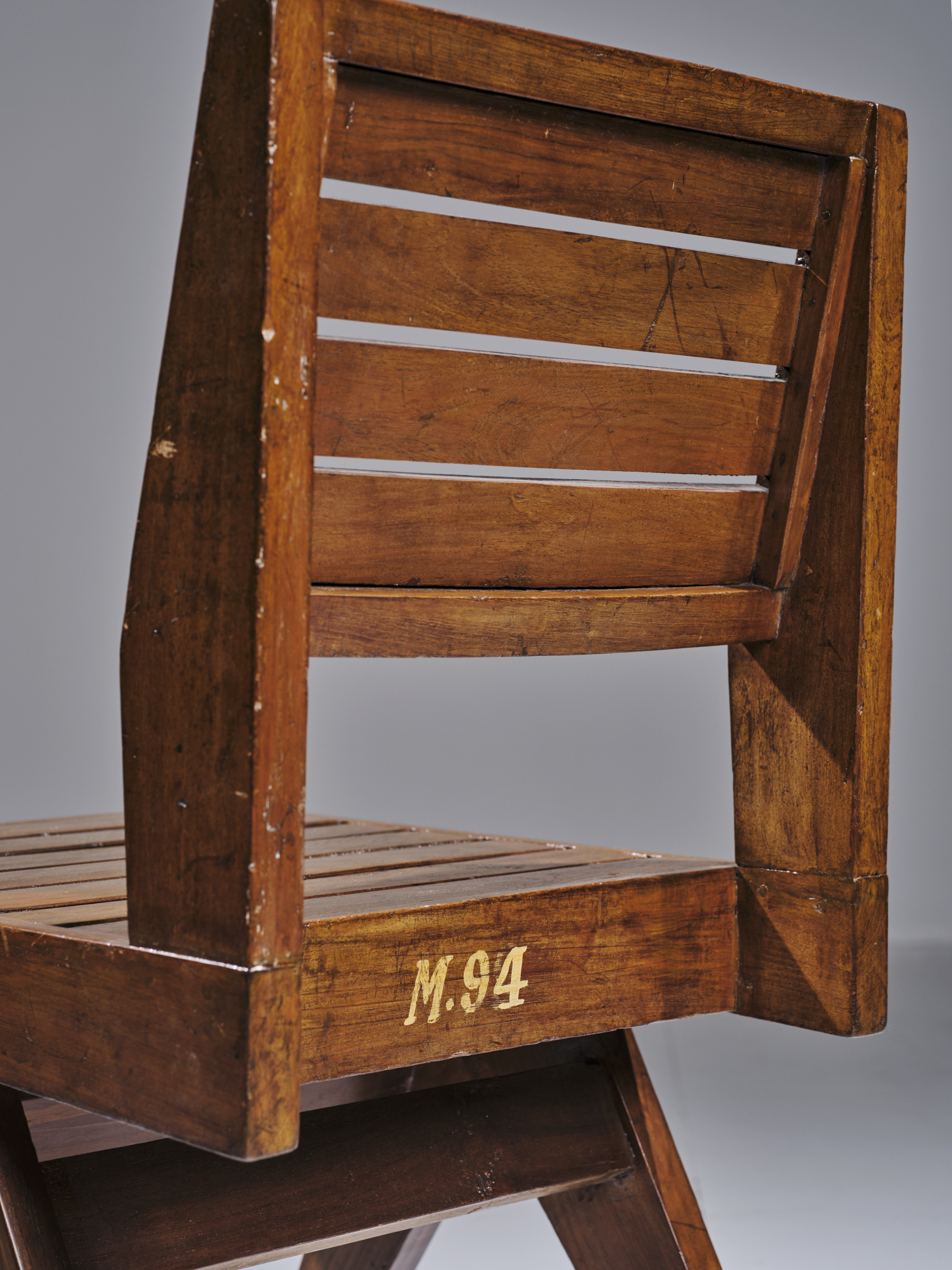 Chaise Pierre Jeanneret