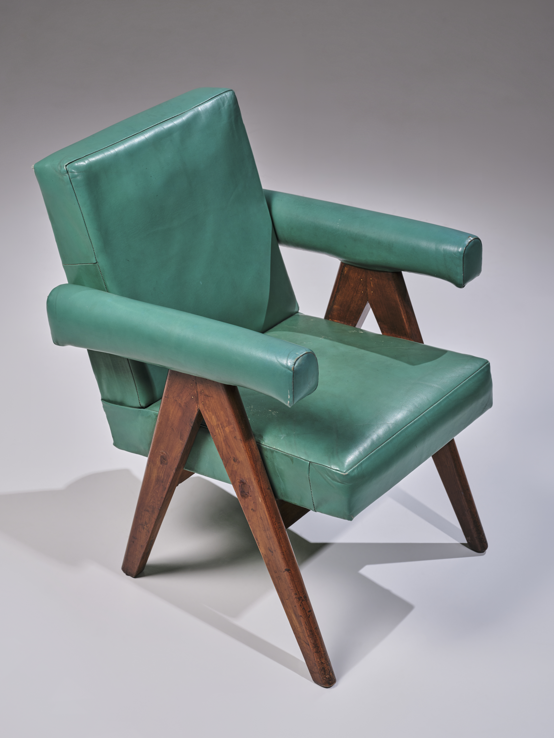 Fauteuils Pierre Jeanneret