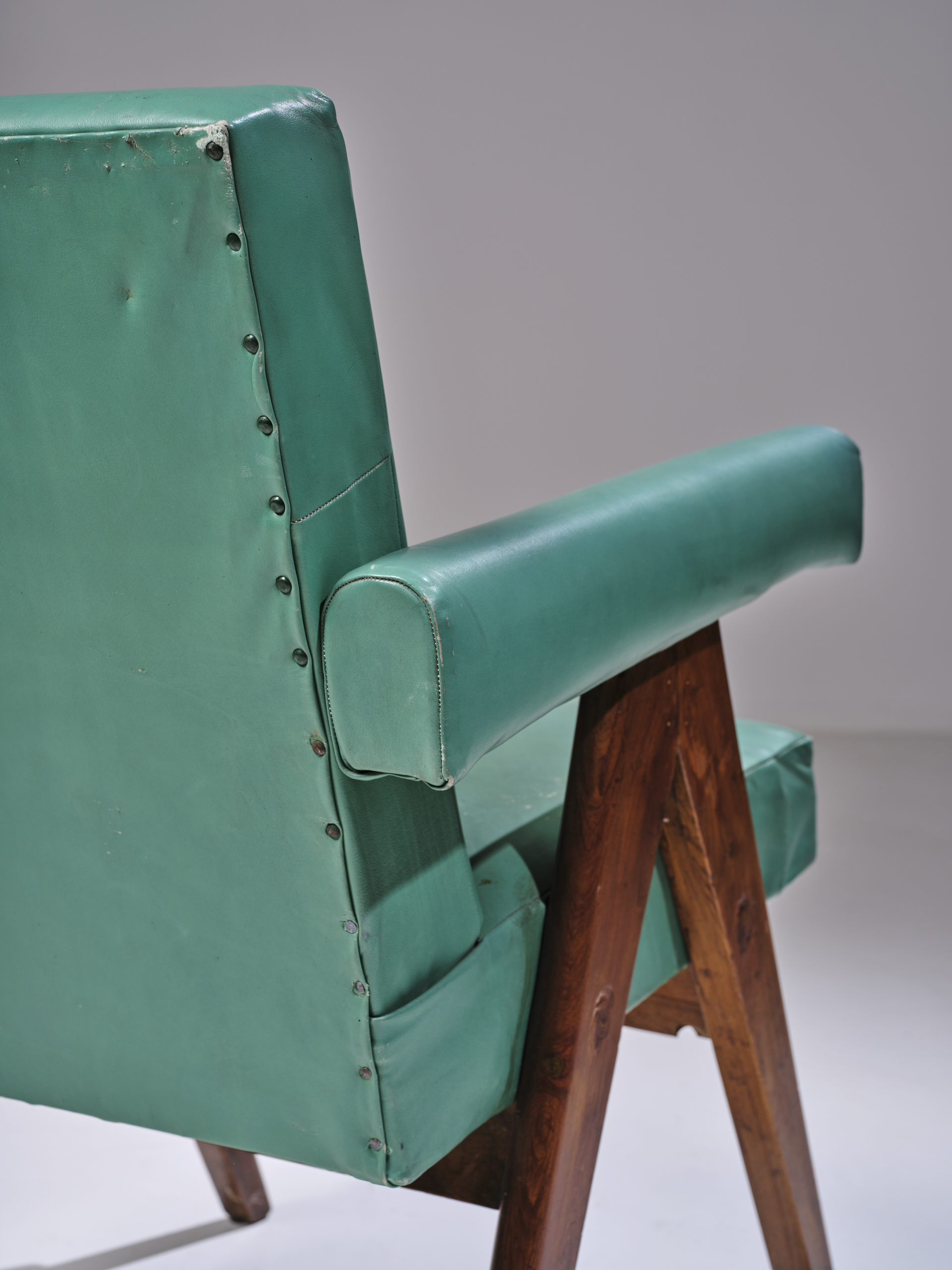 Fauteuils Pierre Jeanneret