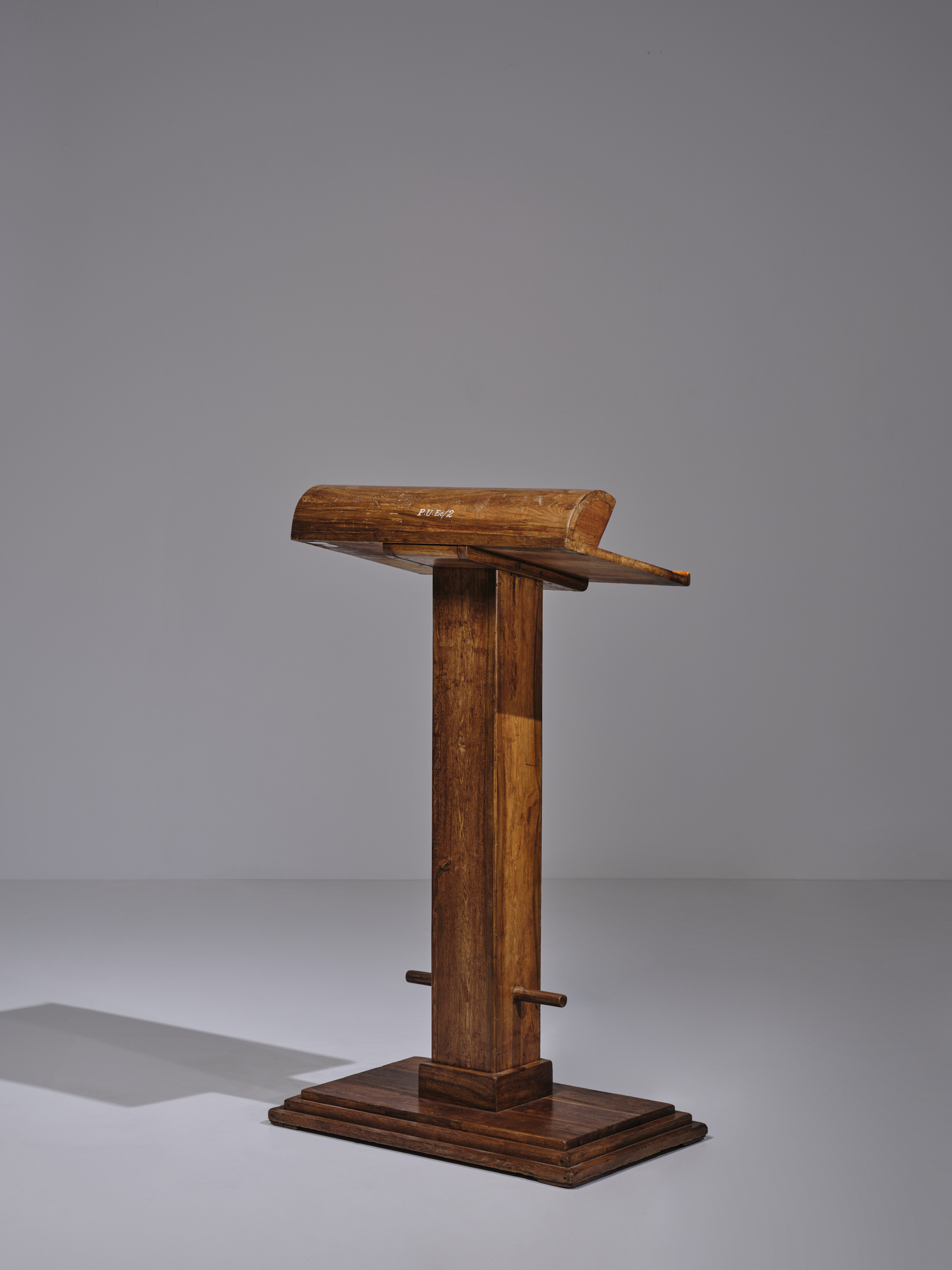 Pupitre Pierre Jeanneret