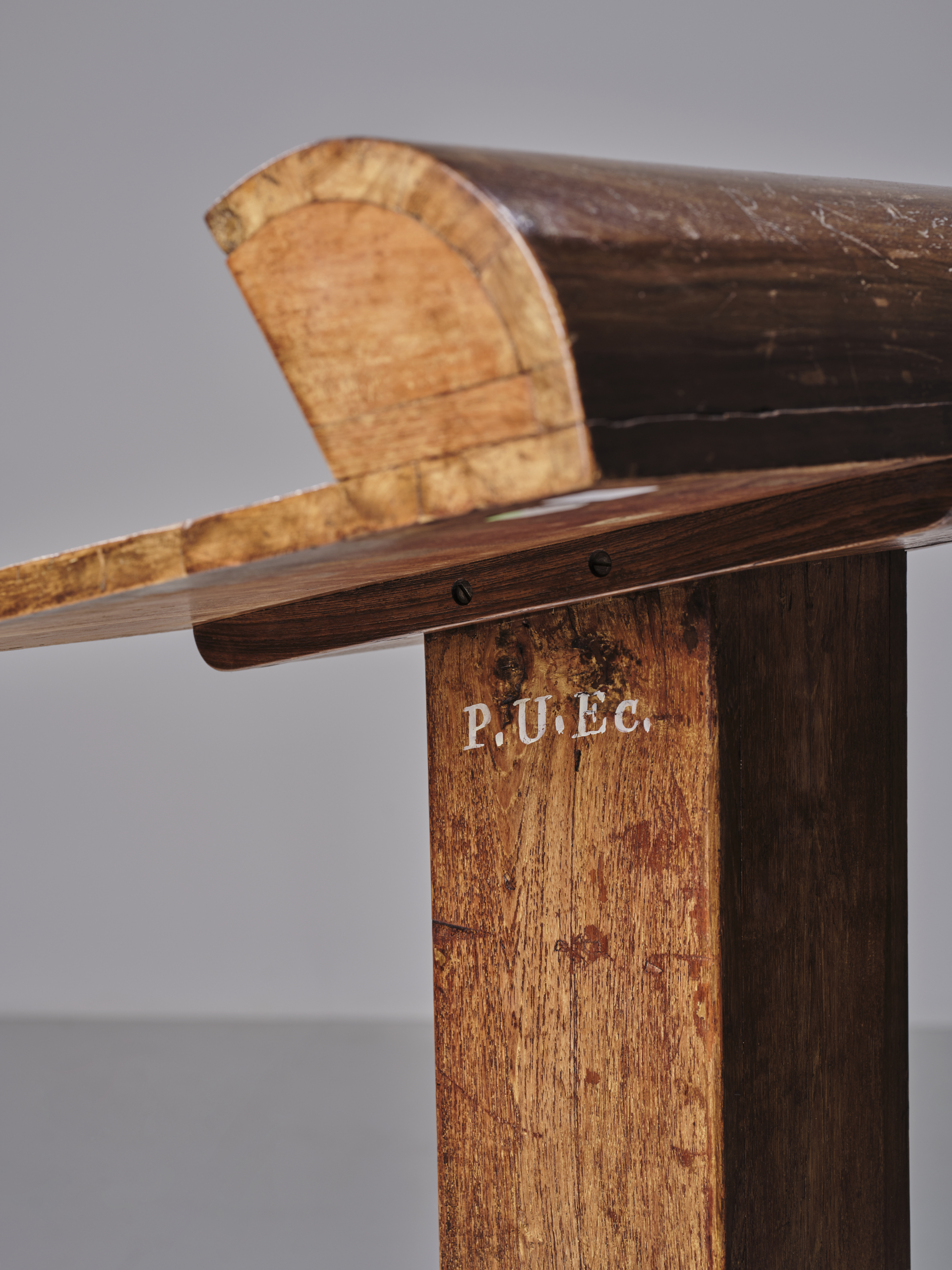 Pupitre Pierre Jeanneret