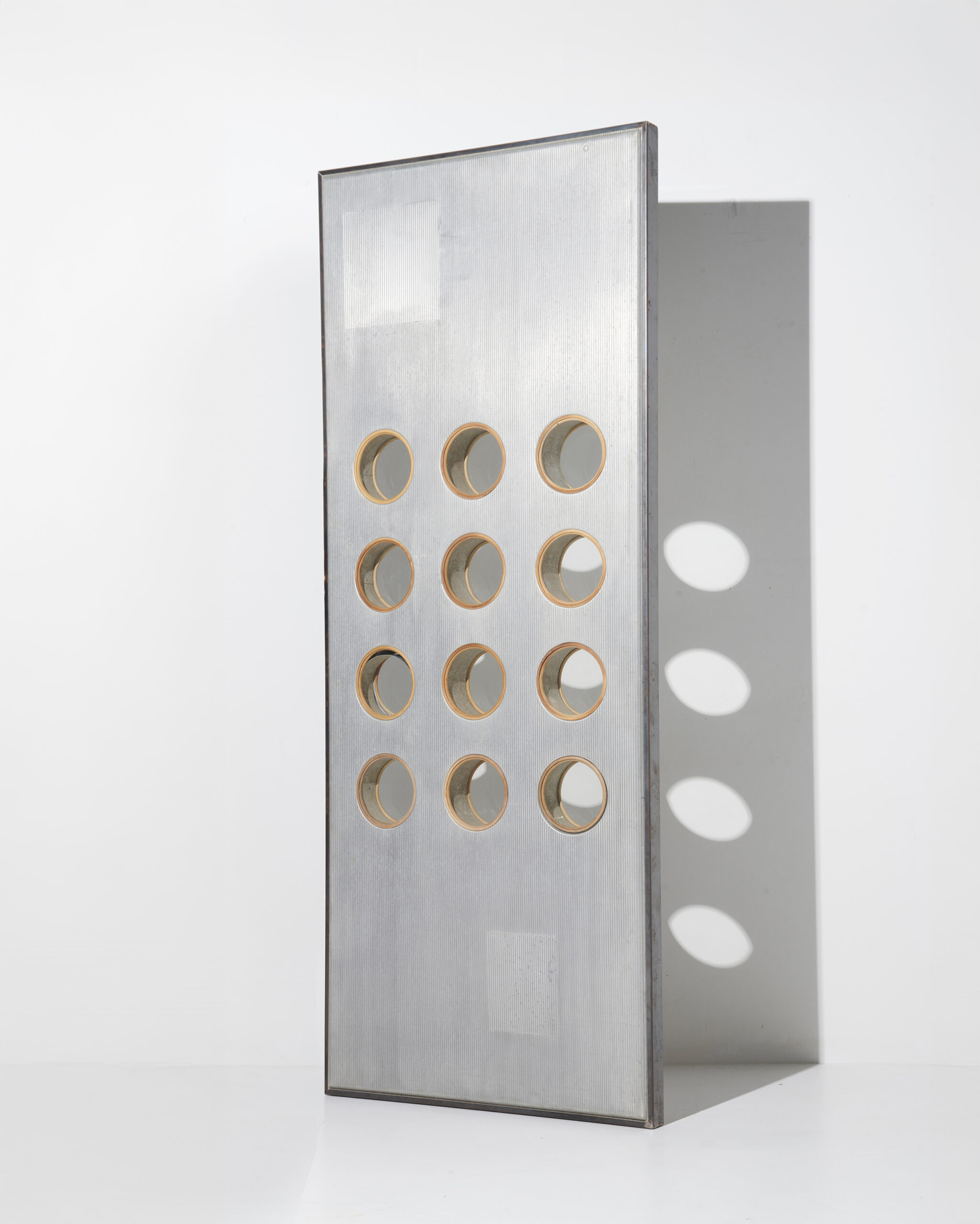 Jean Prouvé panneau porte à hublots