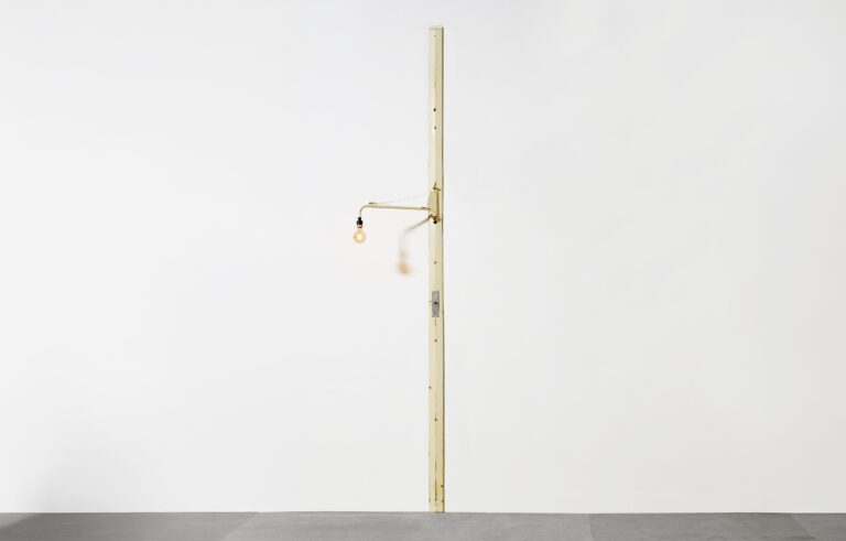 Potence 'Vantoux' Jean Prouvé