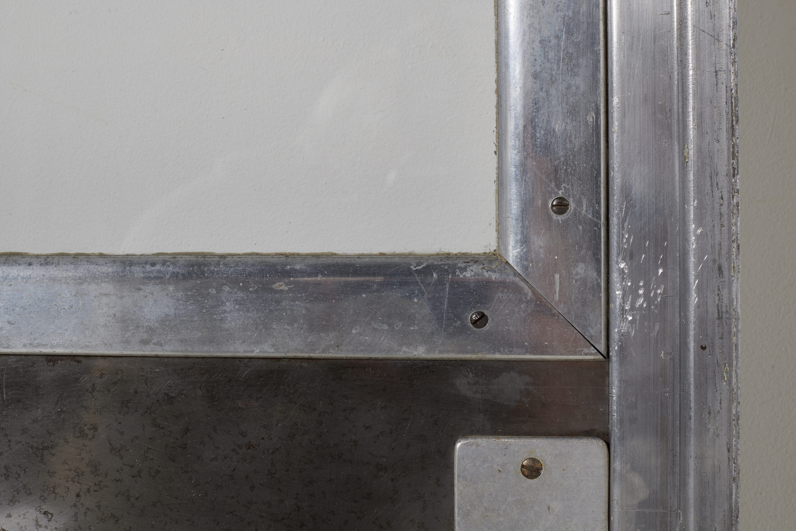 Porte Shell Jean Prouvé