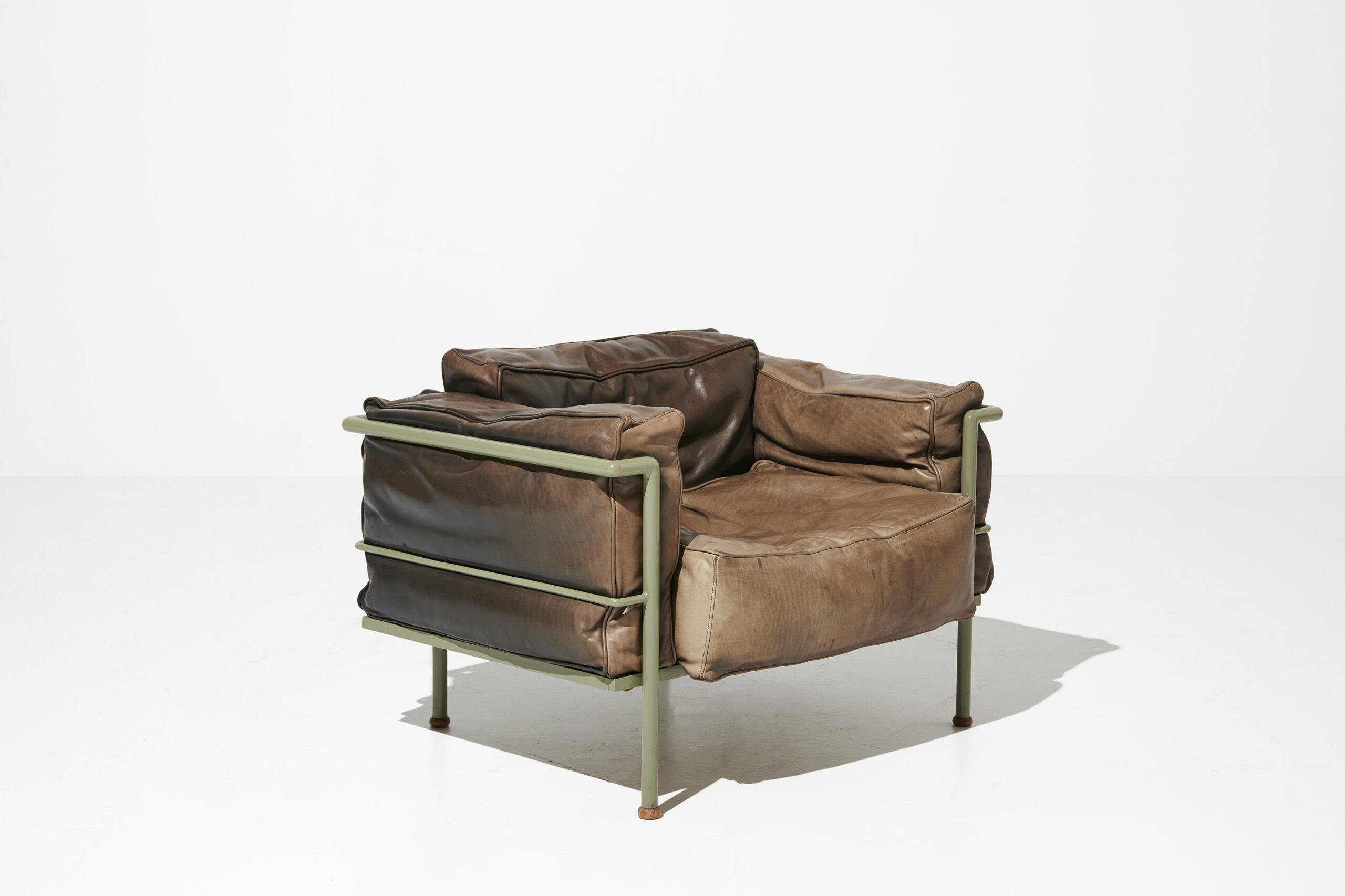 Fauteuil 'Grand confort' Le Corbusier Pierre Jeanneret Charlotte Perriand