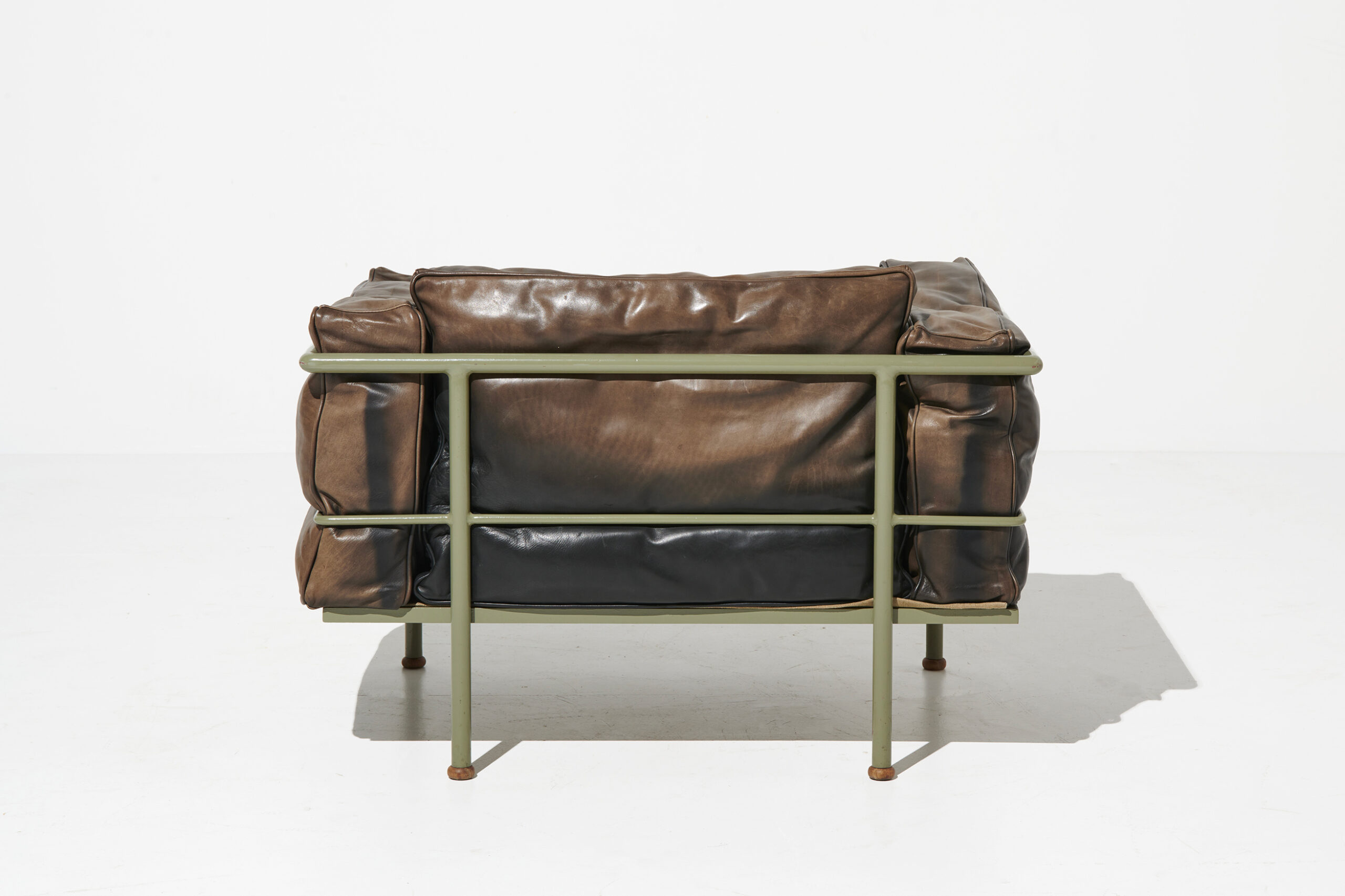 Fauteuil 'Grand confort' Le Corbusier Pierre Jeanneret Charlotte Perriand