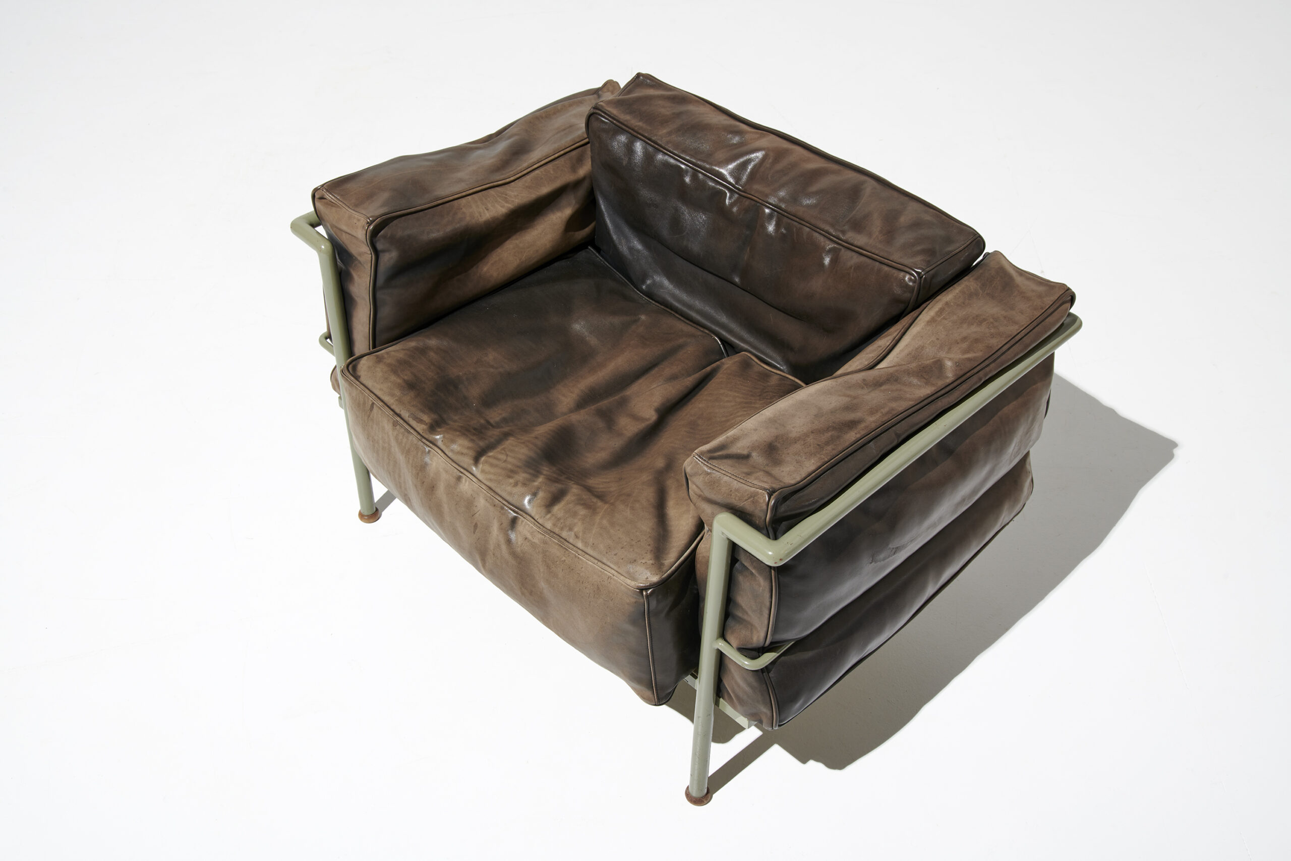 Fauteuil 'Grand confort' Le Corbusier Pierre Jeanneret Charlotte Perriand