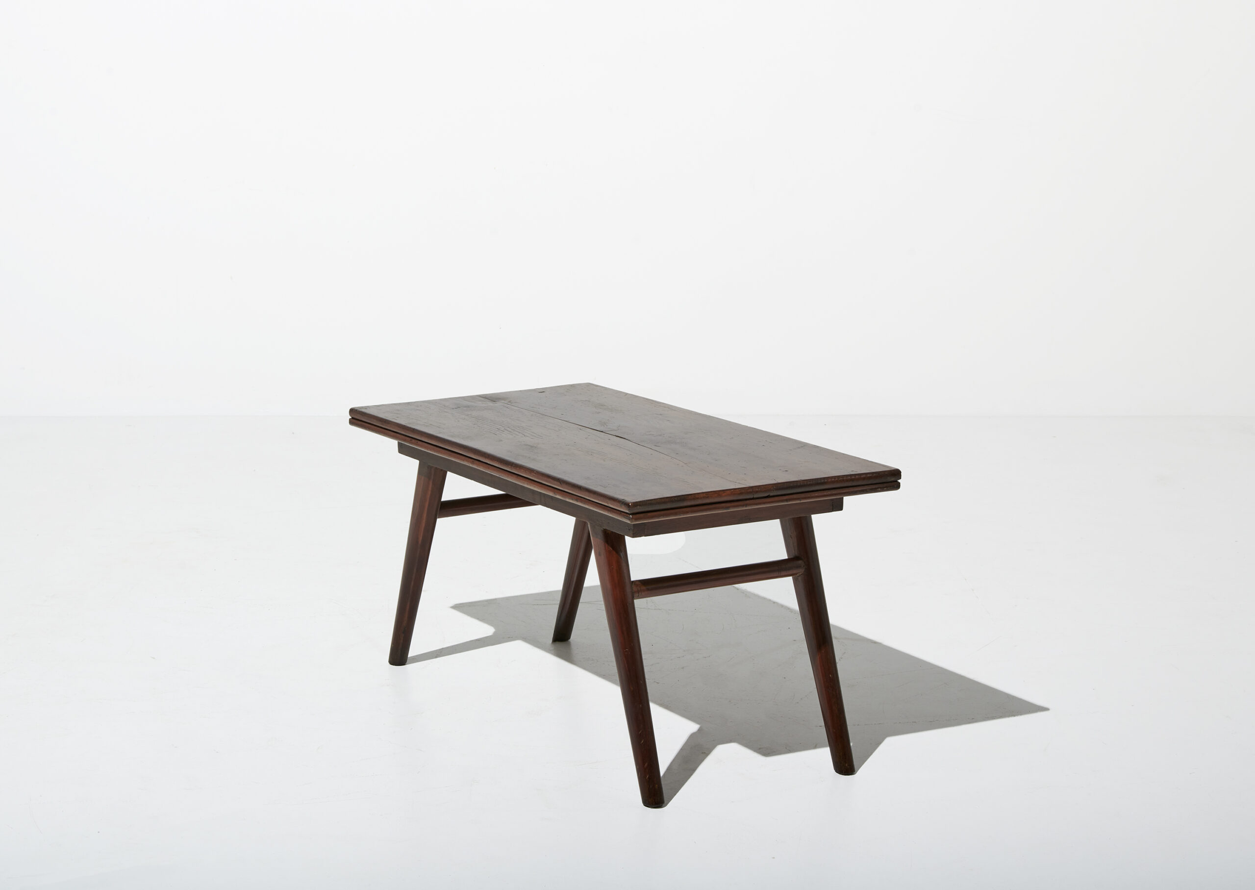 table basse Pierre Jeanneret