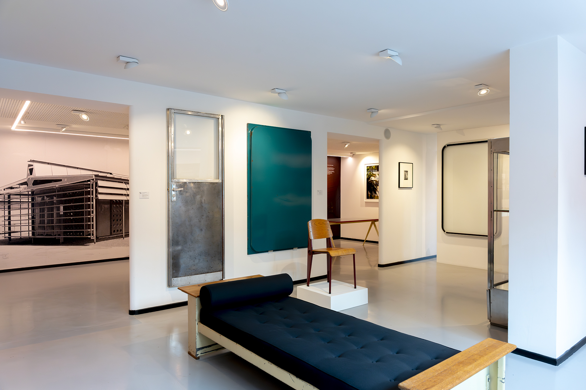 Laffanour | Galerie Downtown x Fondation CAB (Saint-Paul de Vence) — exposition "Jean Prouvé: Inventeur de Maisons"