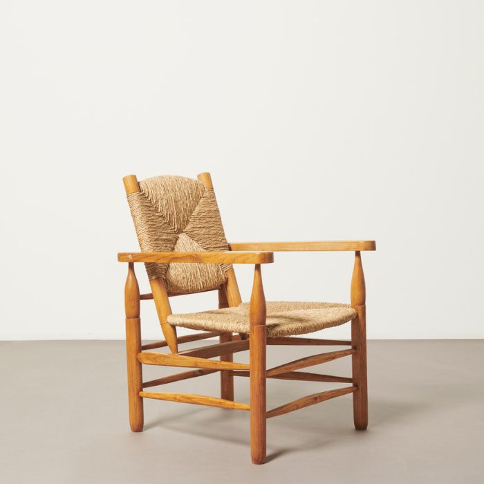 fauteuil paillé Pierre Jeanneret