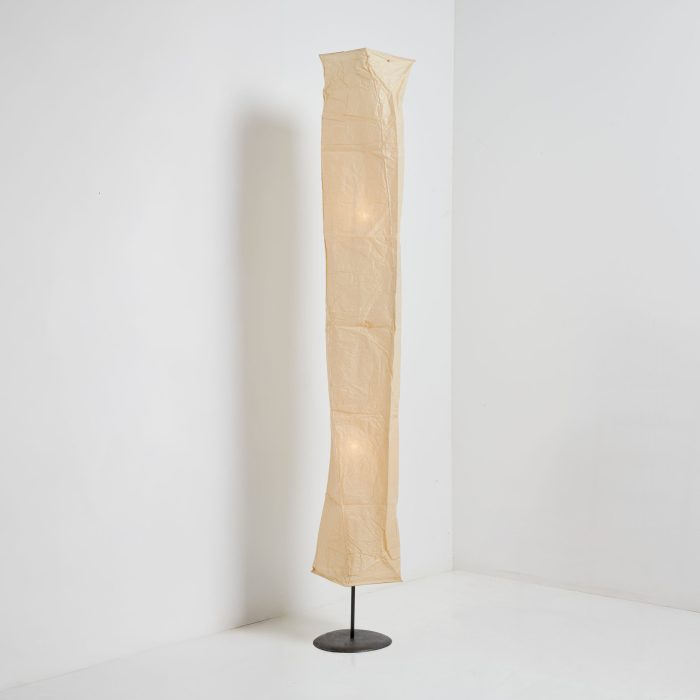 Isamu Noguchi Akari J