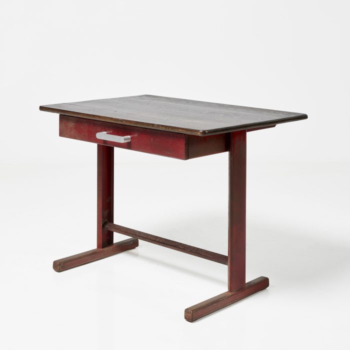 Tôle d’acier laquée brun Van Dyck, aluminium, bois massif