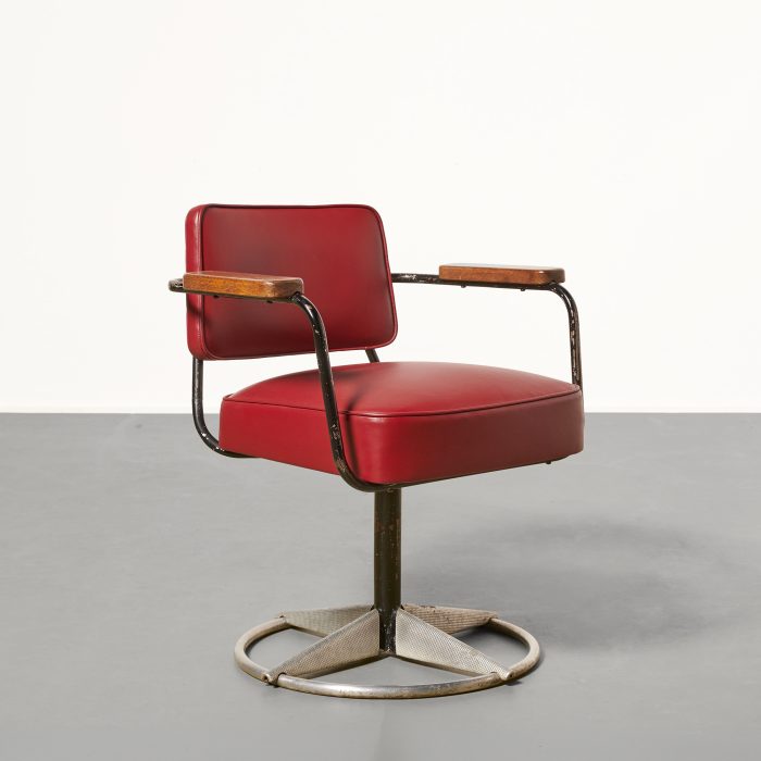 Jean Prouvé, Fauteuil 'Présidence' rouge, Ca. 1950