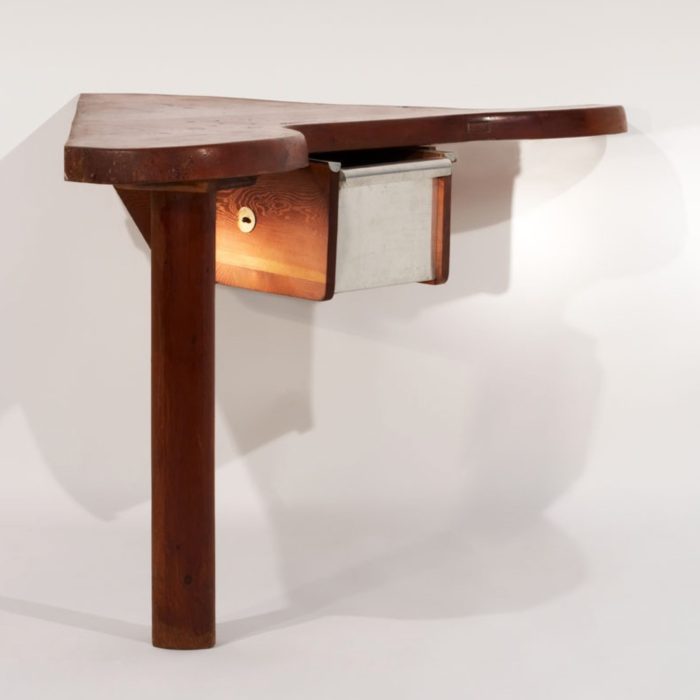 charlotte-perriand-bureau-d-angle copy